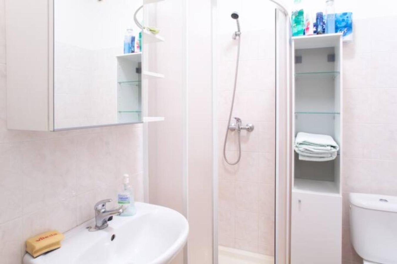 Nice Apartment By The Center Prag Exteriör bild